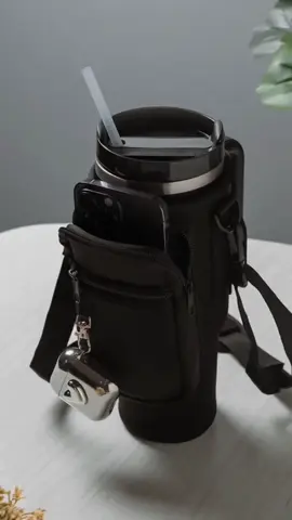 Bolsa portátil de copo e garrafa termixa para academia e treinos.... #tiktokshop  #bolsa  #promoção  #modafeminina  #modafitness @My shop Stories @My shop Stories 