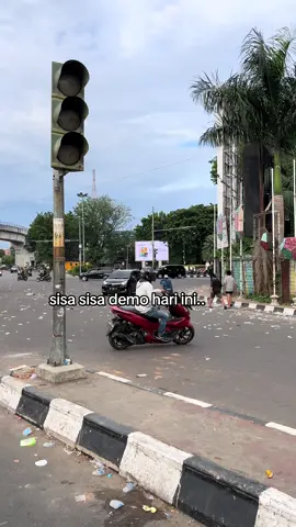 demo hari ini menyisakan sampah dimana mana... #fyp #demo #sumsel #palembang #sampah 