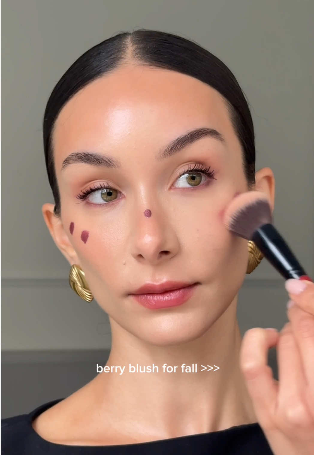 berry blush for fall >>>  products: @L'Oréal Paris UK Lumi Le Liquid Blush (645 Glowy Cool Berry) #makeup #makeuptutorial #autumnmakeup #autumn #fallmakeup 