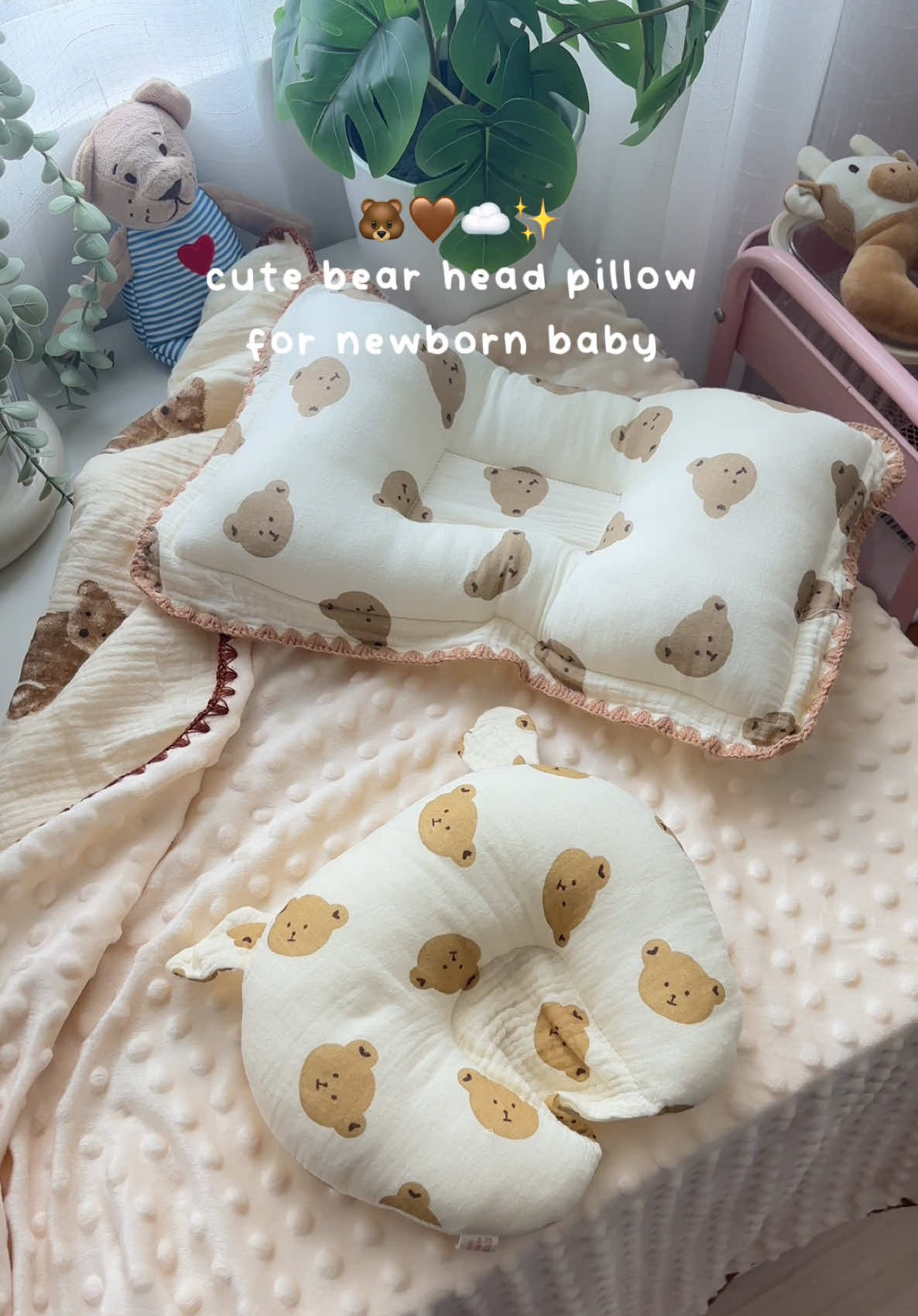 cute bear pillow 🐻🤍 nawashing ko na to pero di na deform :3 ang cute cute talaga #nestwithme #nesting #firsttimemom #babyfinds #babymusthaves 