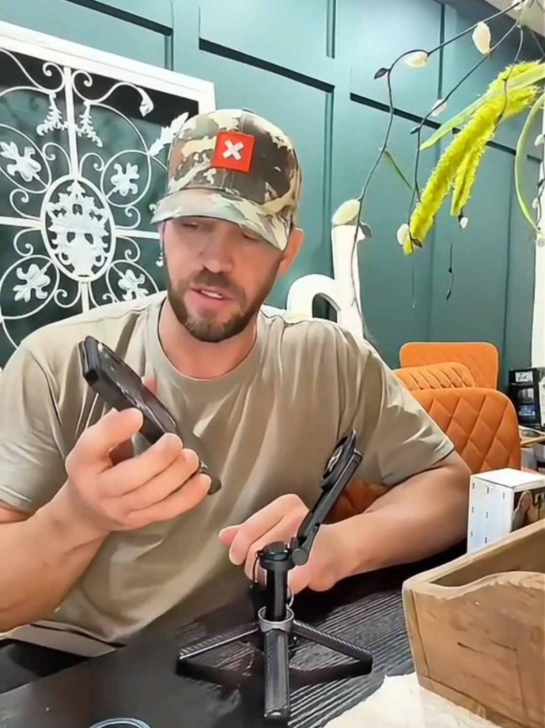 New 4-In-1 Mini Selfie Stick, 360° Rotating Magnetic Phone Holder, Wireless Bluetooth-compatible Control, Extendable Up to 16 Inches • Magnetic Mini Selfie Stick • Capture Every Angle! #selfiestick  #musthavegadgets #4in1selfiestick  #selfiesticktripod #magnetictripod 