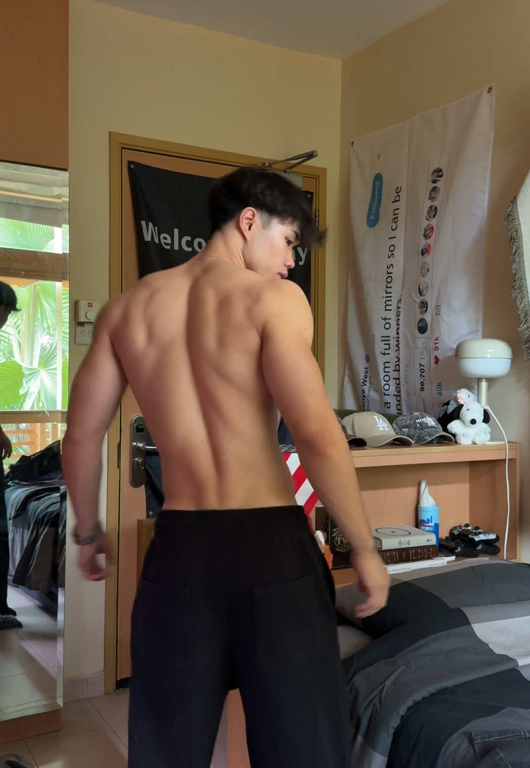 All black fits in uni got me feeling like Batman 