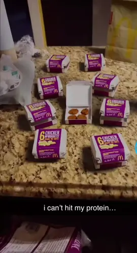 #chickennuggets #protein #gains #bumberclart #realbadman 