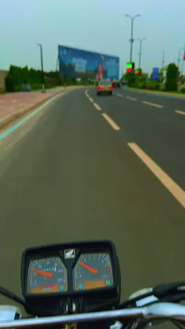 Mahnta chal rhi ny 💯  #foryou #viralvideo #forextrading #fyp #trader 