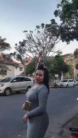 😋