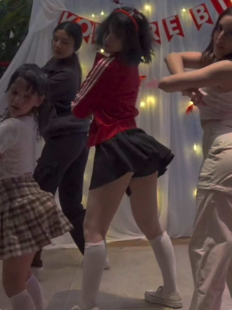 #Shhh #VIVIZ #비비지 #DanceCover 