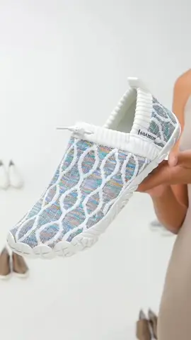 WateLves Barefoot Walking Shoes Women Men Minimalist Comfortable Water Shoes Beach Outdoor Running Sneakers dealsforyoudays #runningshoes #watershoes #outdoorshoes #sneakers #sports 