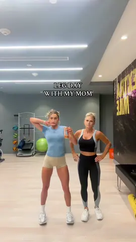 doing our new fall challenge, 🔗link in bio #workout #mom #legday @GHOST® Energy @Under Armour 
