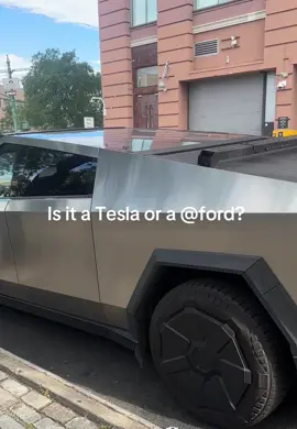 I came upon this Tesla in the wild on my walk and then I noticed the Ford sticker on the back bumper! There’s so much to say about the sticker, but at the end of the day this person chose to order this stupid car so sticker or not talk about a bad financial decision#morningroutine 