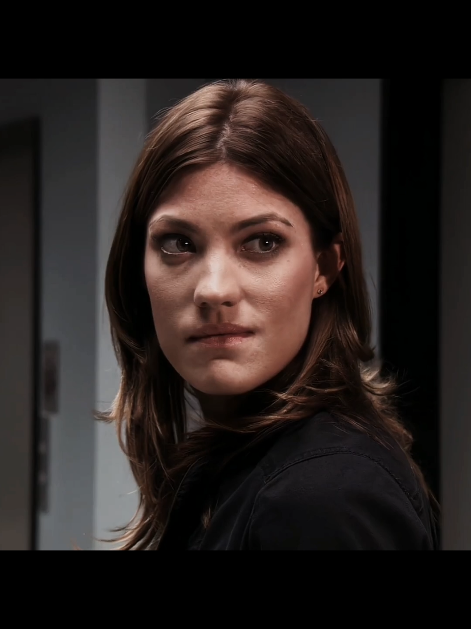 وش شافت المسكينه 😔 #fyp #dexter #debramorgan #ديكستر #ديبرا 