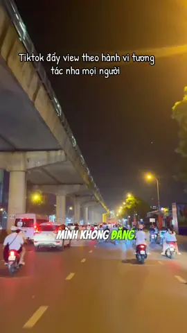 🎯 Thuật toán TikTok hoạt động theo 2 chiều: Bạn càng chăm tương tác với nội dung của người khác (xem hết video, thả tim, bình luận), thì TikTok càng đánh giá bạn là người dùng “tích cực” và ưu tiên phân phối nội dung của bạn đến nhiều người hơn. 👉 Nhớ nhé, càng tương tác nhiều thì view càng tăng đều! #xaykenhtiktok #hanhtrinhxaykenh #LearnOnTikTok #xaykenh #xoamutiktok 