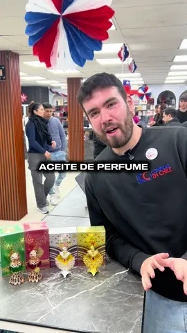 🌿✨ Presentamos el aceite de perfume, una forma diferente y concentrada de disfrutar las fragancias. Su aplicación es más íntima, cercana a la piel y con una fijación increíble, ideal para quienes buscan que el aroma los acompañe durante todo el día. En Comprar en Chile puedes descubrir perfumes árabes en aceite y en spray, cada uno con su estilo y personalidad. #perfumes #perfumeschile #comprarenchile #perfumería #perfumesarabes  