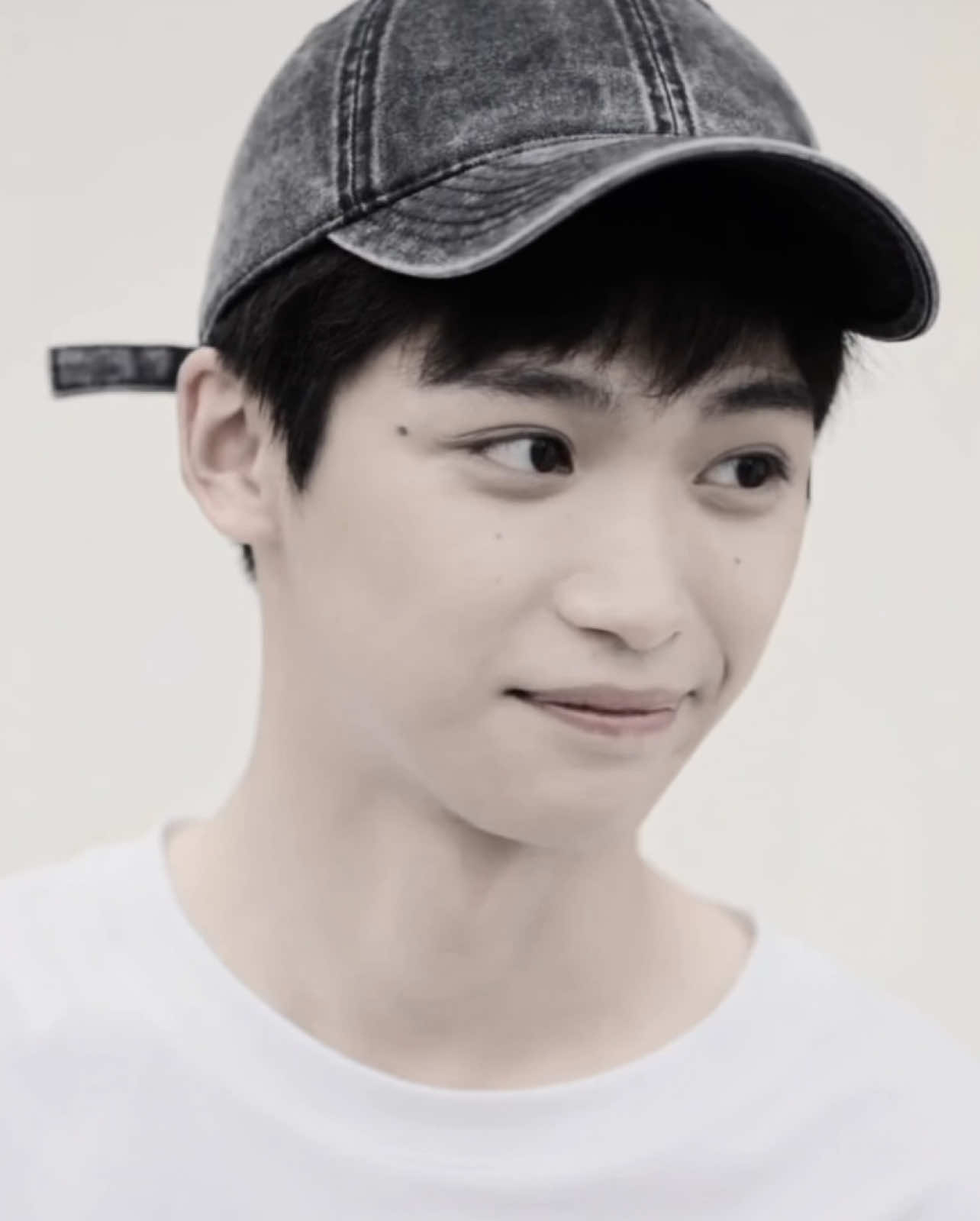 im crazy over him as well ||  . school is destroying me  #wusuowei #weiweiedit #revengedlove #chinesebl #boyslove #fyp #xyzabc #viral #ziyu #vsp #editor #forupage 