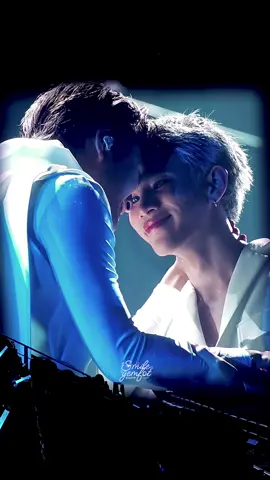 มีน้ำตากับสิ่งนี้มาก พี่โคตรจะรักพวกแกเลย อยู่เติบโตด้วยกันแบบนี้ไปนานๆเลยน้าา 😭🫂💖 #geminifourth #เจมีไนน์โฟร์ท #GFAWAKEConcert  #gemini_nt #fourthnattawat 