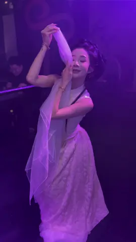 #郭喆喆 #武汉喆舞国风酒馆 