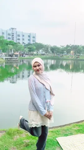 Ara ara #kalakaparkcilegon #kalakaparkcafe #cafecilegon #tamancilegon #fyp 