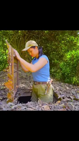 Building Underground Bushcraft Shelter With Fireplace For Survival - Solo Bushcraft Camping#forest #shelter #build #underground 