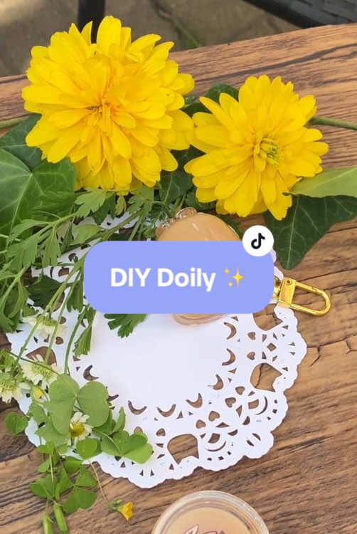 I have so much power with the silhouette 😂 anyways .. I made doilies that have cat heads for a product photoshoot because why not? ∠( ᐛ 」∠)＿ #DIY #doily #cat #silhouette #photoshoot 