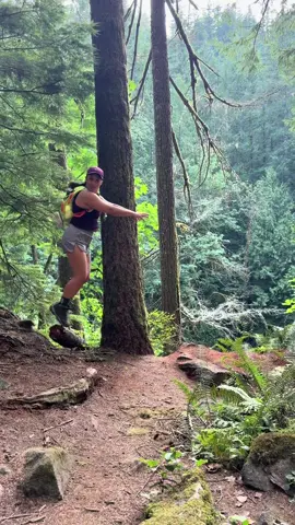 Hiking in WA has us in our Hoa Hoa Hoa vibes ✨