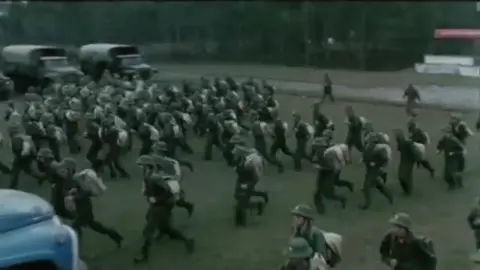 phim Mùi cỏ cháy  81 ngày đêm bảo vệ thành cổ Quãng Trị🇻🇳🇻🇳#rivewphim #chientranhvietnam #lichsuvietnam 