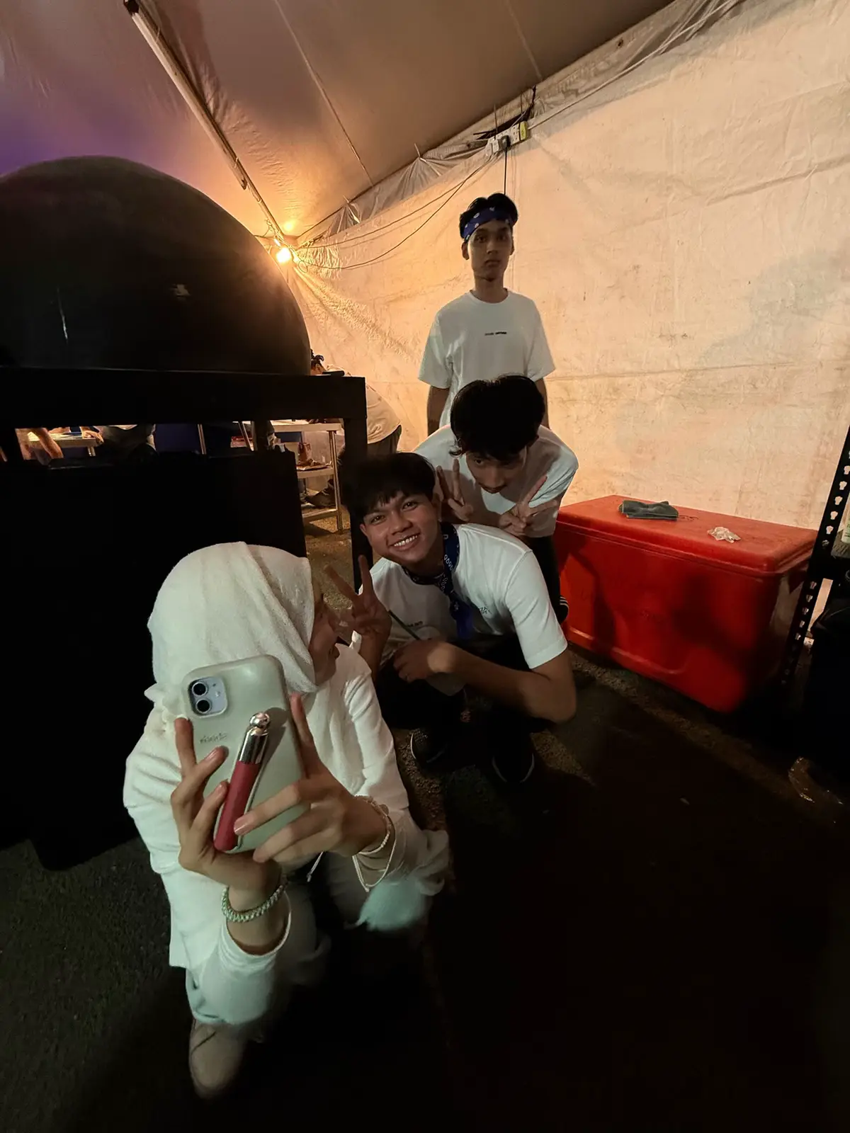 1. Initially wanted to take a picture of the rare beauty liptint on my rhode case for the irony but the boys photobombing took the attention away lolol 2. Sulb x Meokja 3. Self reward after 4 TIRINGGGG days of working but so much fun  4. Nyum Chinese food  5. Finally had the time to start my license journey hihi 6. Found mama and kitties in level 3 of my hostel  7. Oh just me!  8. Test test  9. Nyummyyyy pizza (pepparoni but upgraded vers) 10. We flyin back to KL 11. MY BROTHER GOT MARRIED ADYYY?!!  12. Billiard w the fam <3  13. Naera wanted to touch the mirror  14. Last night with the fam before flying back to Sarawak 🥲🥲  15. Deebo Dinoo  16. SUNGAIIIIII  17. photobooth w my girls 🥰🥰 18. first time bayar pakai ic hihi 19. sugar intake gitew 