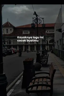 Ketika di titik terendahmu.... #motivasikristen  #motivasidiri  #fyppppppppppppppppppppppp  #bragacitywalk 