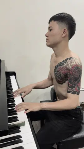 Chơi Pi a lô #wlw#ưwyp #pianocover #pianomusic 