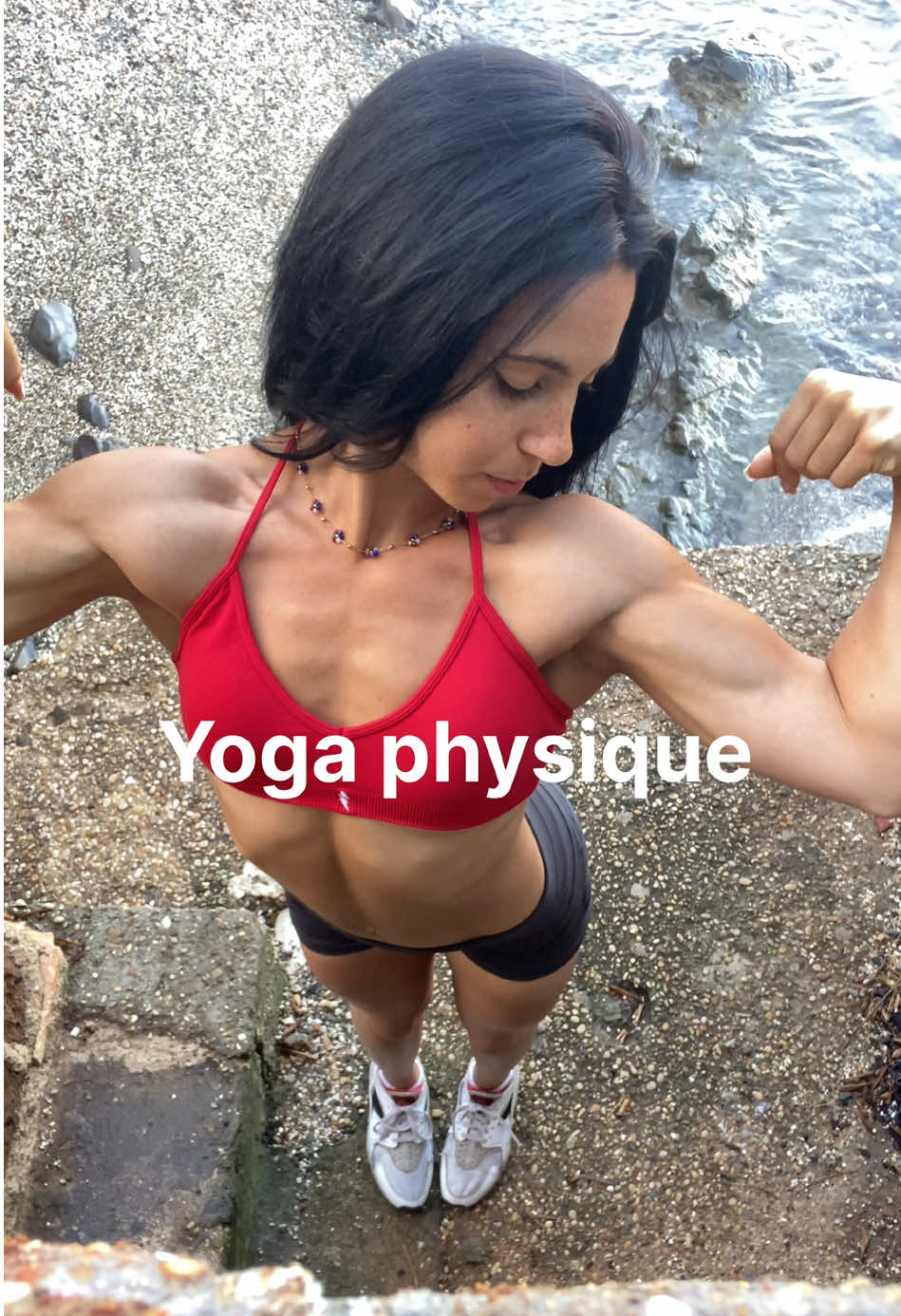 I love yoga #GymTok #gymgirl #bodybuilding #biceps #fitnessmotivation 