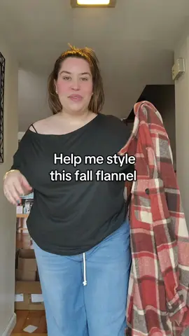 its that time of year again. fall fashion is hard to style especially during the transition weeks. help me out!! #fallfashion #plussizefashion #curvyfallfashion  #flannelseason  #evermoreflannel 