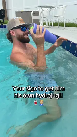 Tired of him sipping out of your cup ALL DAY? Yup me too..get him his own @HYDROJUG leak-proof cup - hydrojug -  gift ideas for boyfriend  gift ideas for him Gifts for husband  Birthday gifts for boyfriend  Birthday gifts for him Birthday gifts for husband 