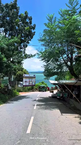 Look at the color of the water in Kaptai Lake, how beautiful.