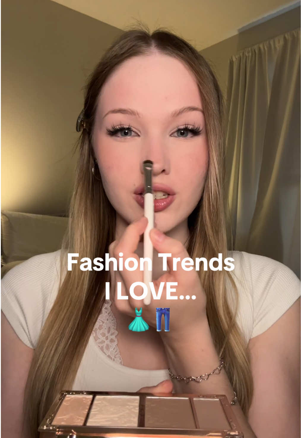 Fashion Trends I LOVE… 👗👖 #makeup #makeuptok #GRWM #fyp #storytime  Products Used: @Flower Knows Makeup Butterfly Cloud Collar Highlight & Contour Palette  @ColourPop Cosmetics Super Shock Cheek Highlighter 