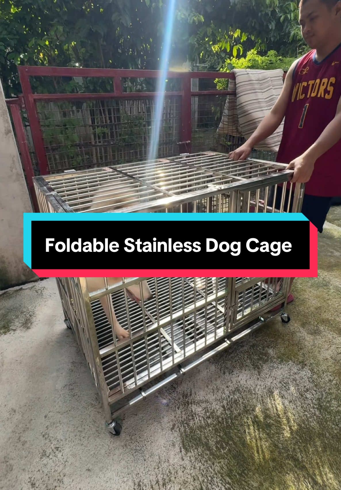 My wheels na din kaya madali ilipat lipat ng pwesto anytime anywhere #foldabledogcage #dogcage #stainlessdogcage #cage #cagefordogs 