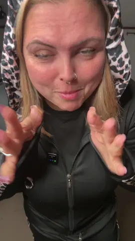 Leopard two-piece said what to wear running errands what to wear for athletic activities what to wear while walking what to wear well going to the gym best outfit to run errands in perfect Christmas present for wife perfect Christmas present for girlfriend perfect Christmas present for daughter #tiktokshopcreatorpicks #tiktokshoplabordaysale #gift #OOTD #christmas