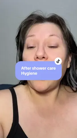 “Okay, so about Q-tips — I only use baby cotton swabs to clean the creases and just a little at the entrance of my ear. Never deep inside. Your ears actually clean themselves, so this way it’s safe without causing damage.” What about your belly button? #aftershower #aftershowerroutine #SelfCare #hygiene 