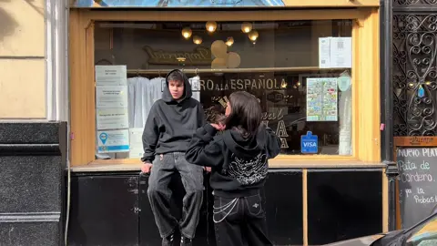 EDEN x Buenos Alres  La ciudad como escenario y parte de nuestra identidad.  #streetwear #clothes #buenosaires 