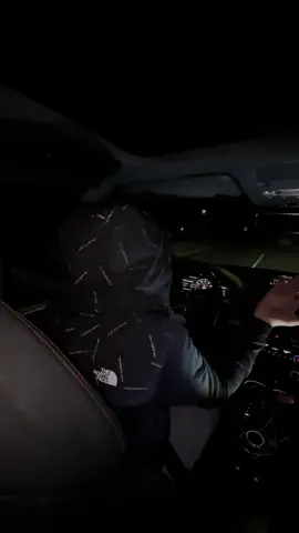 Tiakola - La Melo est dans le Bounce 🎶 | #car #song #viral_video 