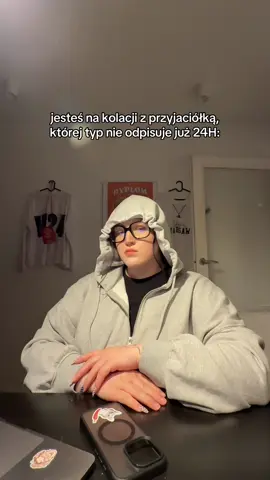 32/90: niunia w potrzasku.