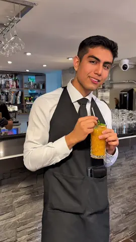 Envidiosasss y sopórten 🙂‍↔️🙂‍↔️🙂‍↔️#humor #comedia #restaurante #eltridentesabordivino 