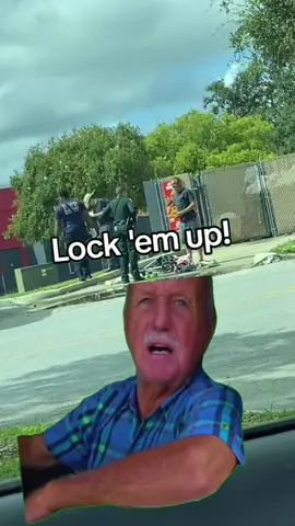 One minute he’s sunbathing the next he has Pcso about lock em up  #lockemup #treytaylor #pcso 