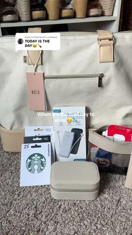 Replying to @Cbernardo Today is the LAST day to enter on my PINNED POST✨✈️🍾 Tell a friend to tell a friend ;) #giveaway #girlstrip #finalday #ldw #deltaairlines 