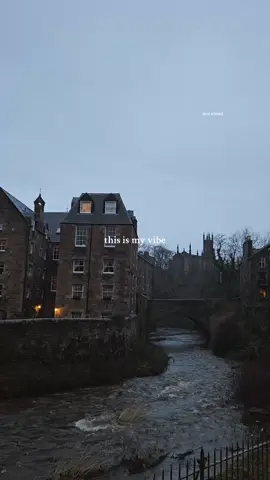 if this is your vibe, let's be friends! 🫶🏻💫🍂 #edinburgh #glasgow #darkacademiaaesthetic #hogwarts  #harrypotter 