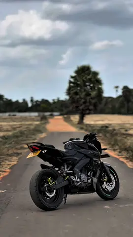 #❤️ ##🏍🏍⚡️ ##CapCut #❤️💜 Ns 200#💔