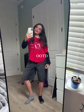 Always repping my team @New Jersey Devils ❤️🖤 #njdevils #newjerseydevils #OOTD #fitcheck #outfitcheck #outfitoftheday #outfitinspo #contentcreator #microinfluencer #fyp 