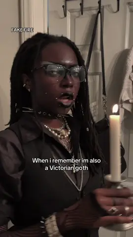 THE FIRE IS FAKE 💥 THE CANDLE IS FAKE 💥 ITS ALL FAKE 💥💥💥 #tradgoth #victoriangoth ##goth##blackalt #alt 