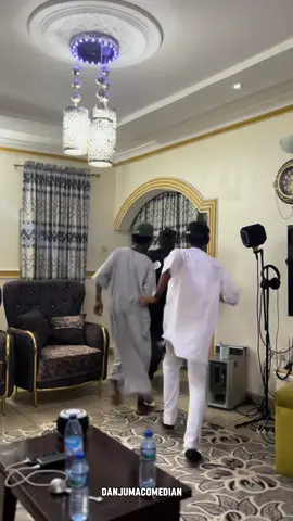 Angama abinci 🤣🍜😂🫴 #likes @Official Danjuma Back up #DanjumaComedian 