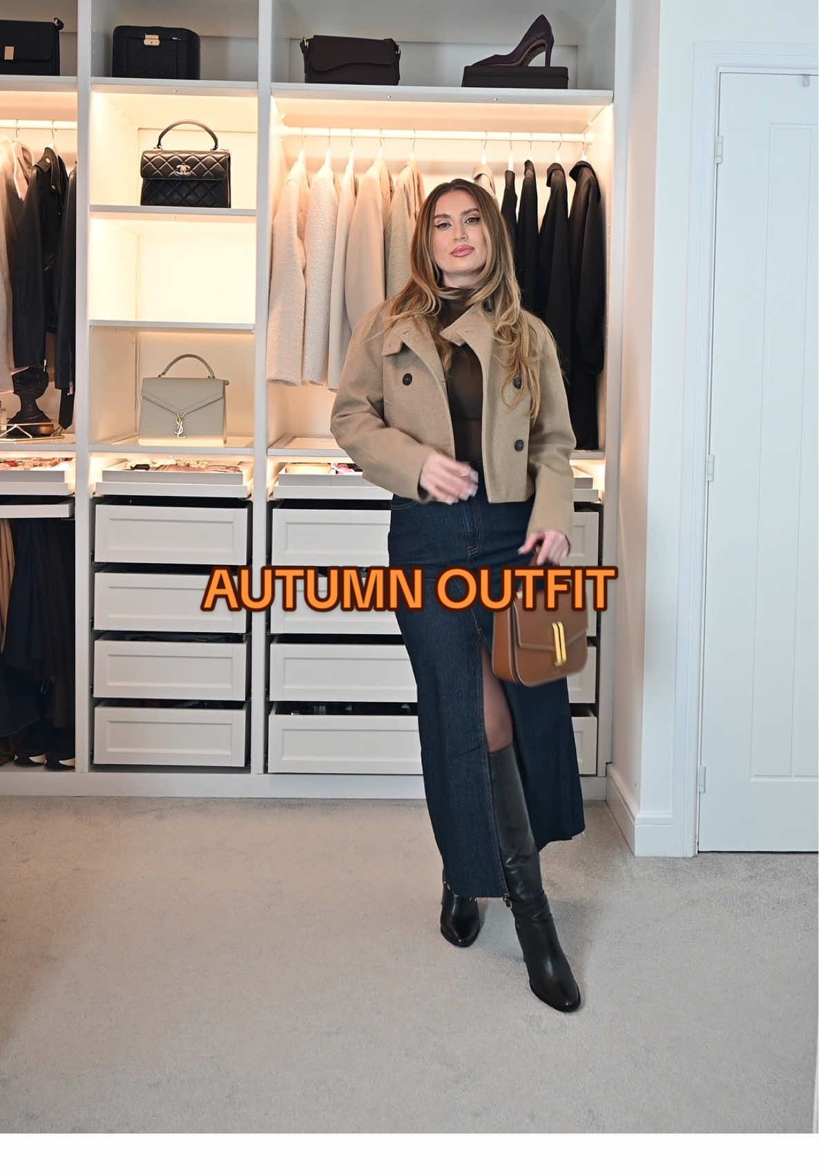 Autumn outfit idea with denim skirt 🤎🍂 #autumnoutfits #skirtoutfits #autumnoutfit  