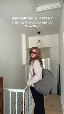 AD Making the annual trip up to Edinburgh with my Lipault travel backpack @lipault_paris #Lipaultinbusiness #travelvlog #travelday #corporategirl #eveningvlog 