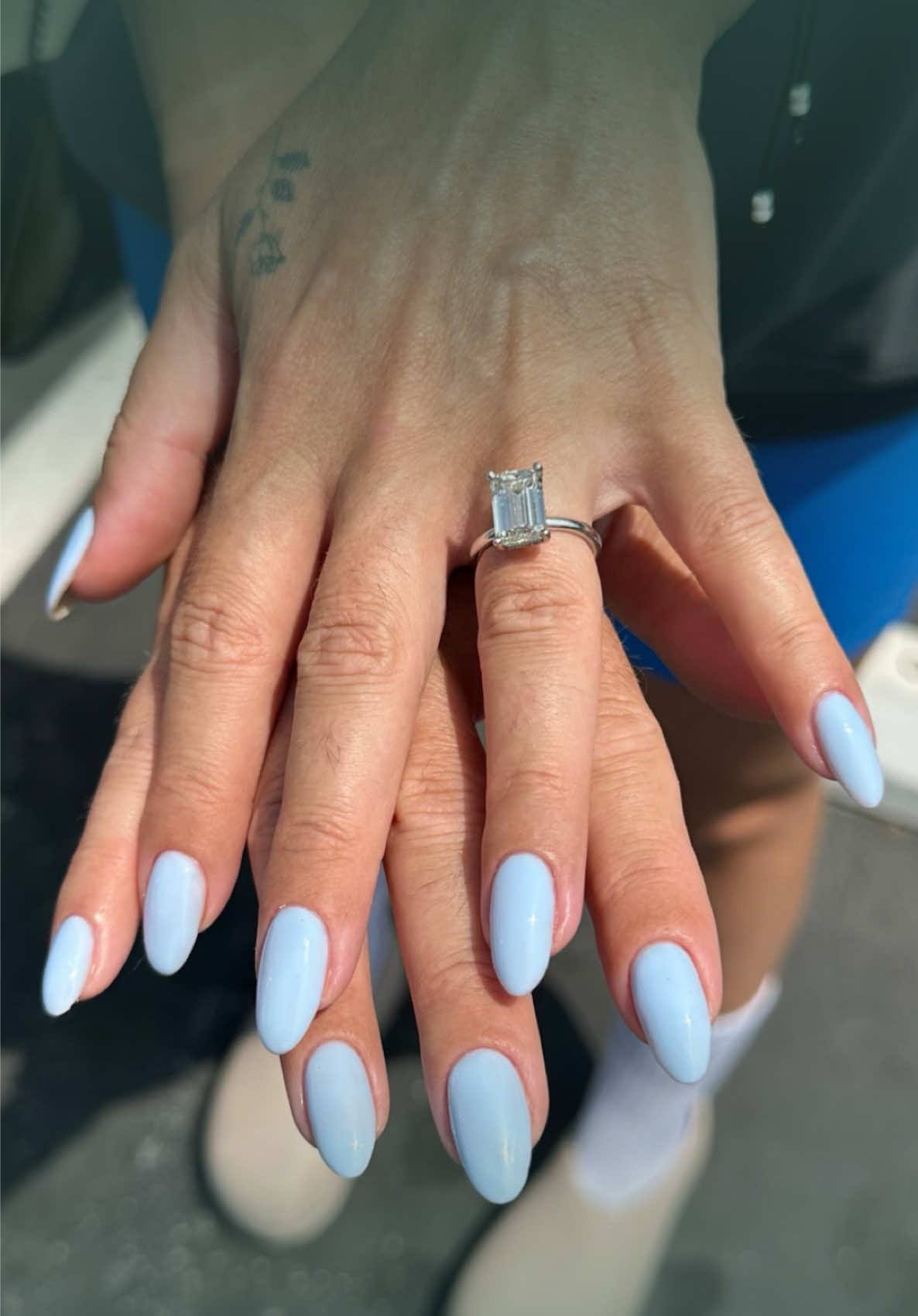 That’s ehy you should only trust the best 🤭🤍 Introduce yourself to VIP beauty experience⭐️: get top-quality manicure, pedicure, lashes and brows, all at the same place. Check out our signature service - 2 or 3 beauty procedures done by multiple technicians at the same time! Visit us at our locations: 📍123 Figueroa Street, Unit 109, Los Angeles, CA 90012 📍8432 Pershing Dr, Playa Del Rey, CA 90293 #beauty #beautysalon #ybprofessional #playadelrey #downtownla         