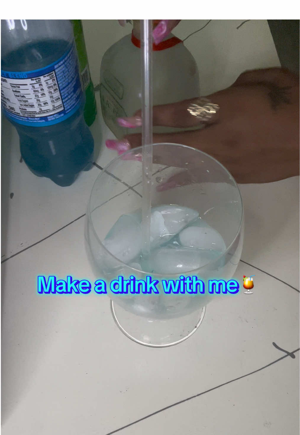 21+ ONLY 🫶🏼🫶🏼|| yall this drink is so good 😩😩😩🤌🏽 ole reliable. #drinktok #ftp #bartender #makingdrinks #viral 